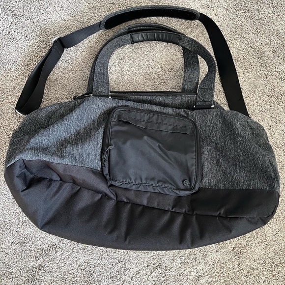 Lululemon Duffle Bag - Picture 9 of 10